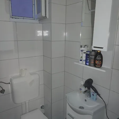 Apartment Markov